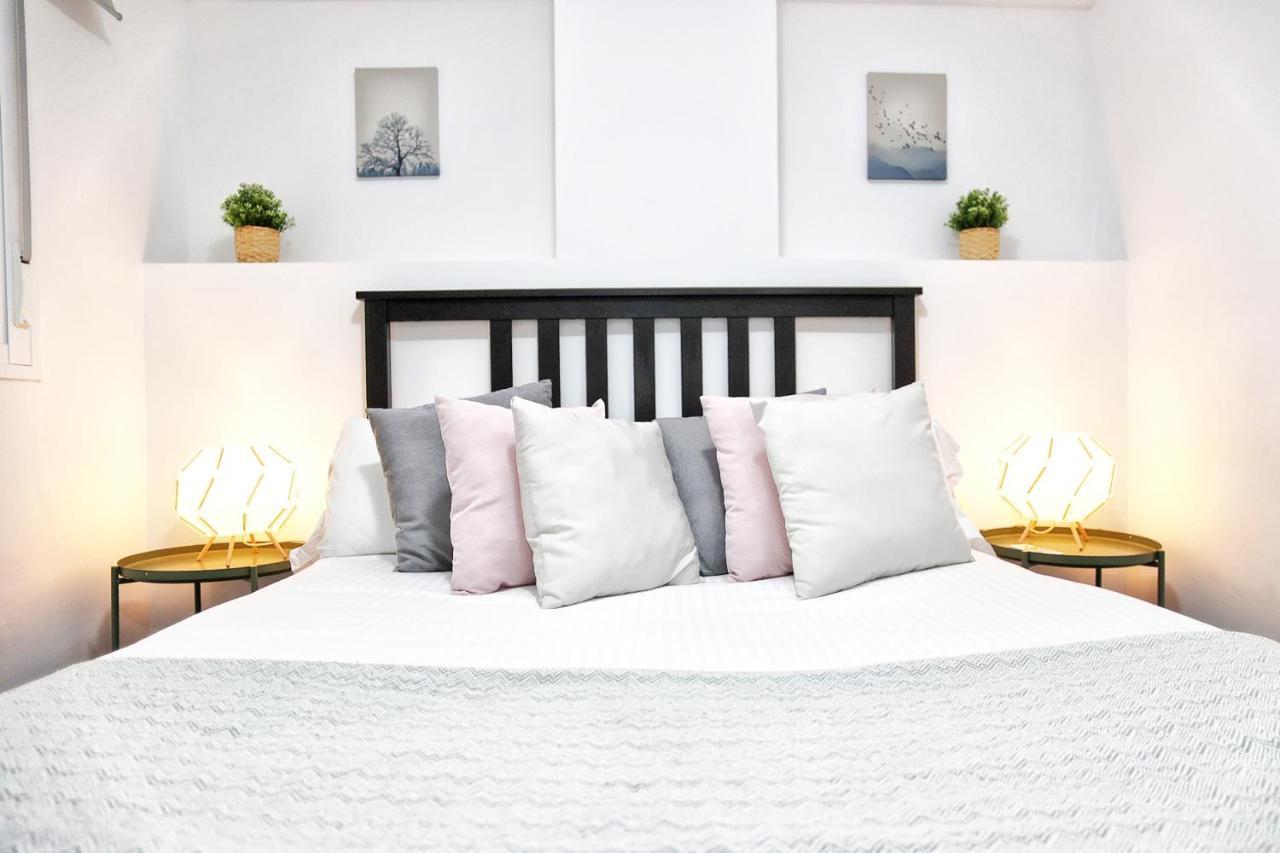 Holidays2Malaga Goya - Zona Huelin & 500 Mts De La Playa Apartment Ngoại thất bức ảnh
