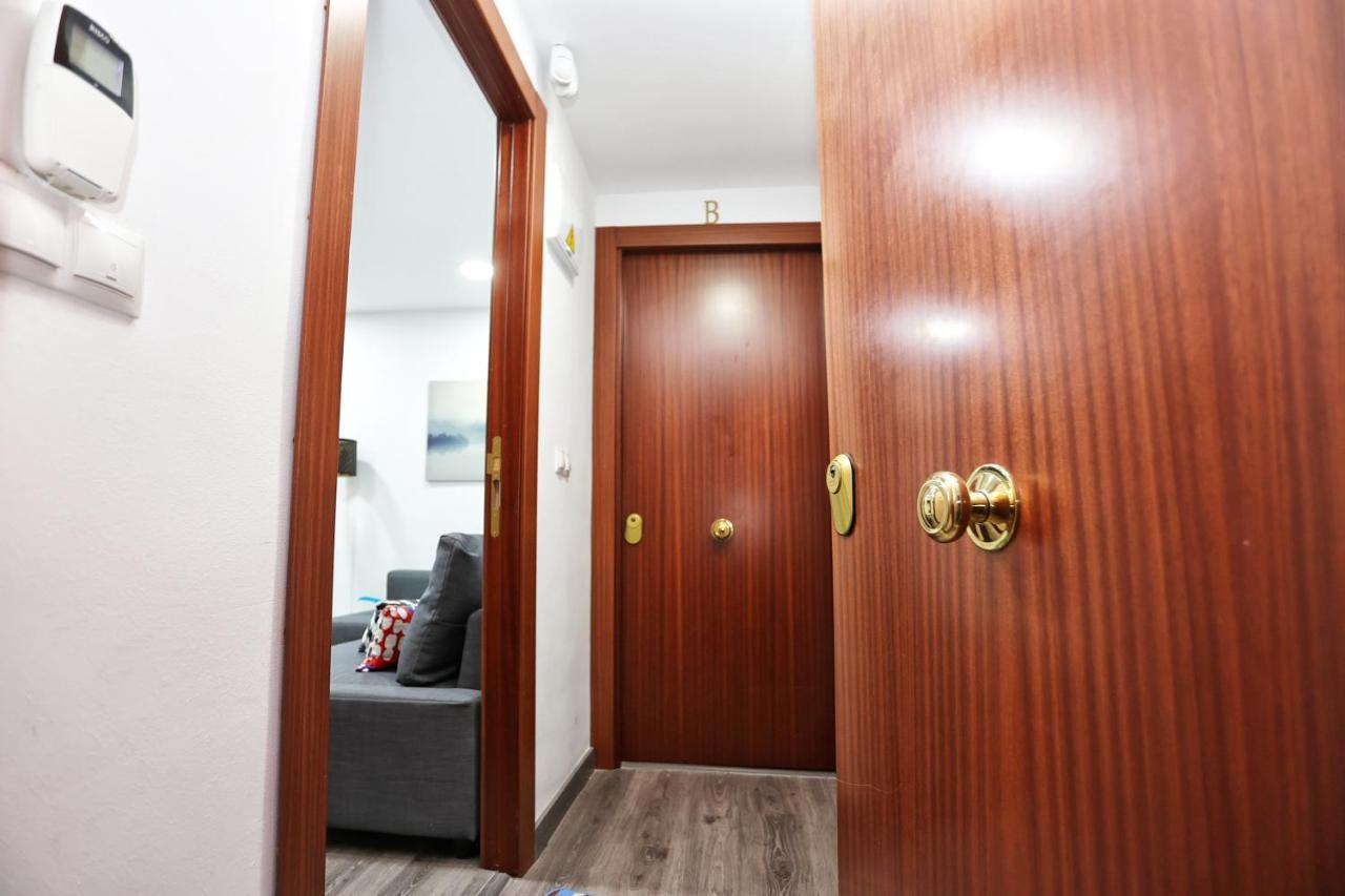 Holidays2Malaga Goya - Zona Huelin & 500 Mts De La Playa Apartment Ngoại thất bức ảnh
