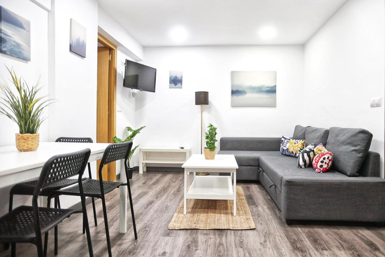 Holidays2Malaga Goya - Zona Huelin & 500 Mts De La Playa Apartment Ngoại thất bức ảnh