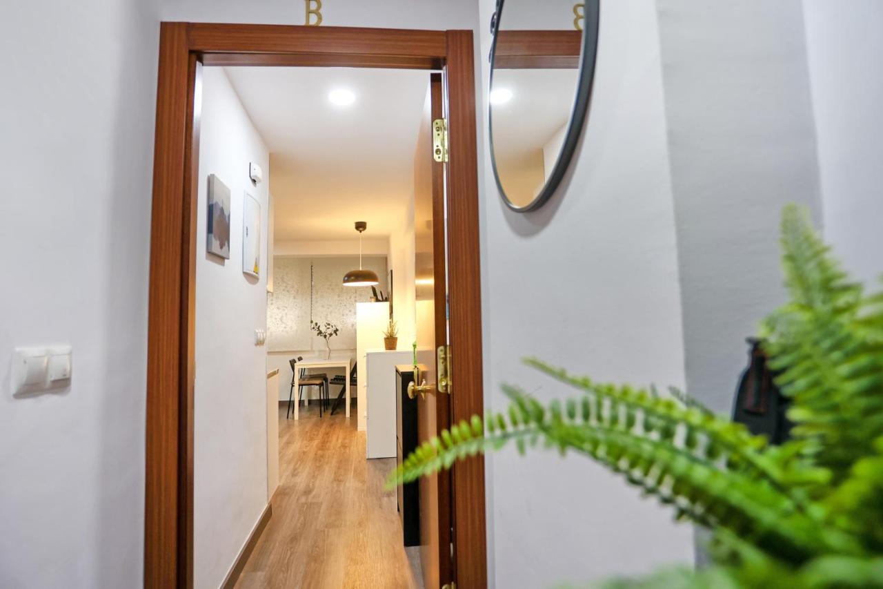 Holidays2Malaga Goya - Zona Huelin & 500 Mts De La Playa Apartment Ngoại thất bức ảnh